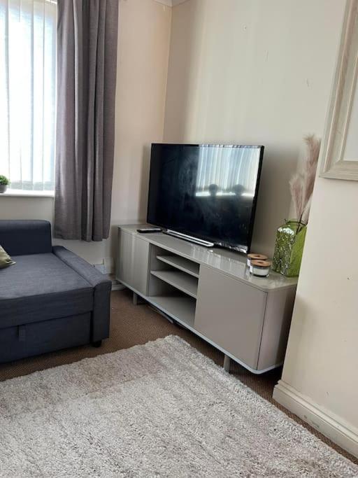 1 Bedroom Flat Sleeps 4 In Abingdon Oxfordshire Exterior foto