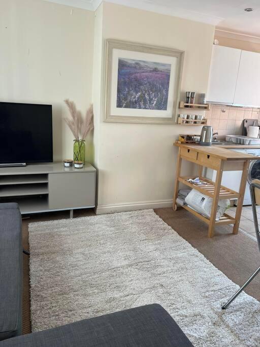 1 Bedroom Flat Sleeps 4 In Abingdon Oxfordshire Exterior foto